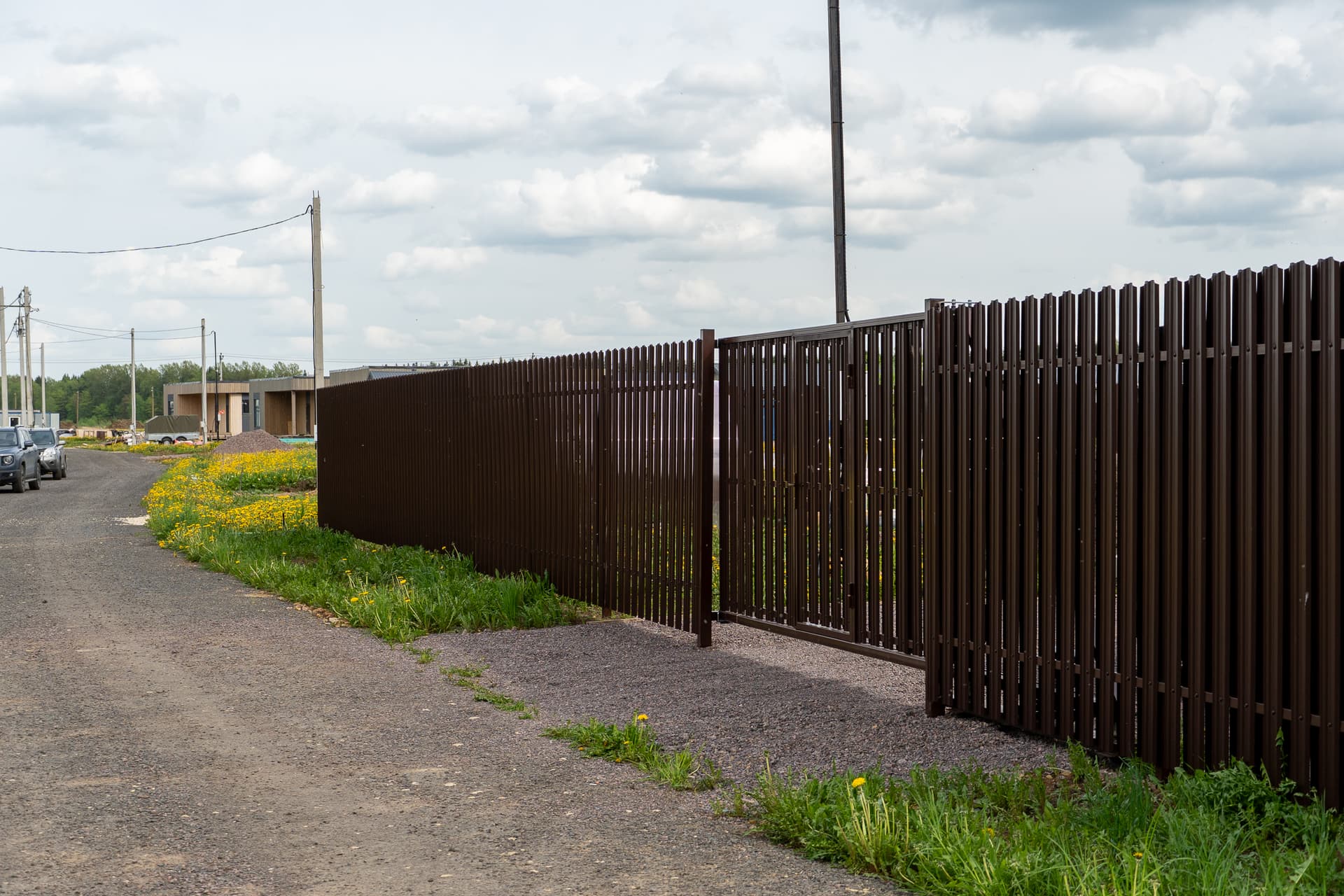 Заборы из евроштакетника под ключ в СПб и Ленобласти — цена за метр — объект 11